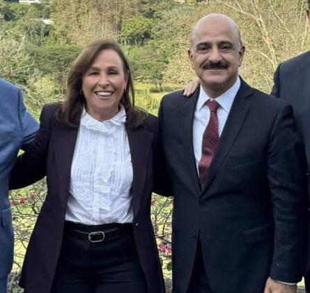 Elsbeth_Lenz's tweet photo. Los que hasta hace poco se quejaban porque una persona nacida en Zacatecas podría gobernar Veracruz... hoy festejan que otra persona, nacida en Hidalgo, será Secretario de Gobierno… en fin la misoginia #Veracruz #procesoelectoral2024 https://t.co/vIsjiPOcqw