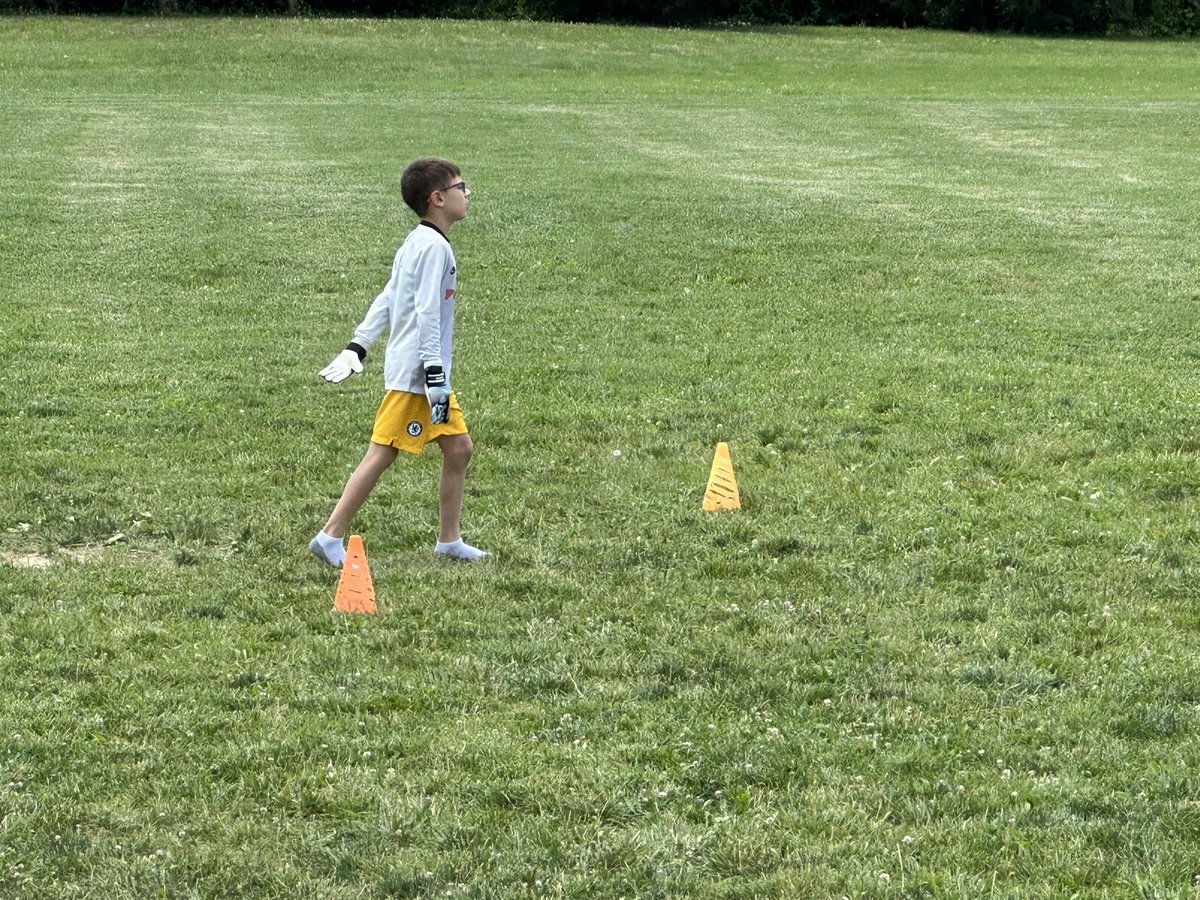 Julie Wines tweet media