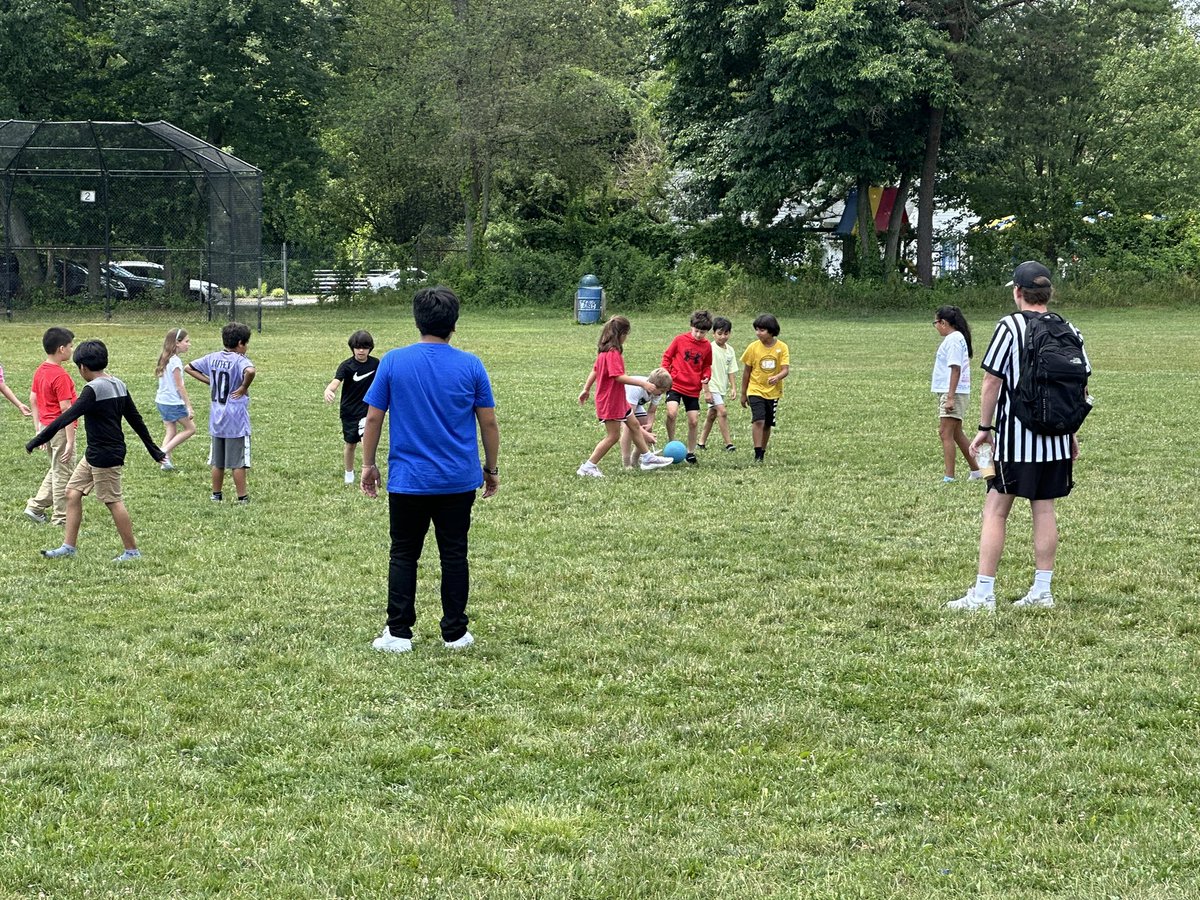 Julie Wines tweet media