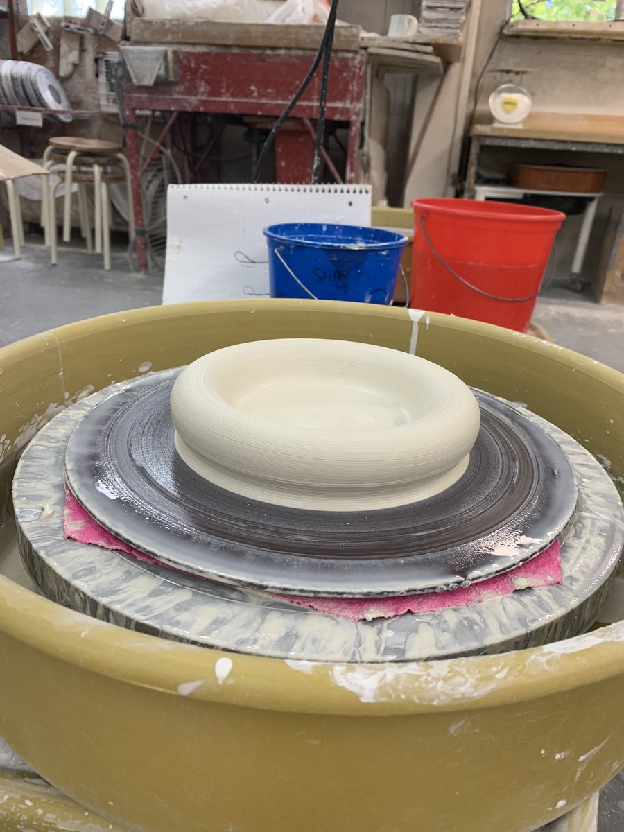 sambinoo's tweet image. I made some siqq puffy pillow lookin bowls today after seeing a post on r/whatisthisthing a few weeks ago. The one from reddit was probably slip cast but mine are obvi wheel thrown which... was kinda cool to figure out 

#cerambics™️