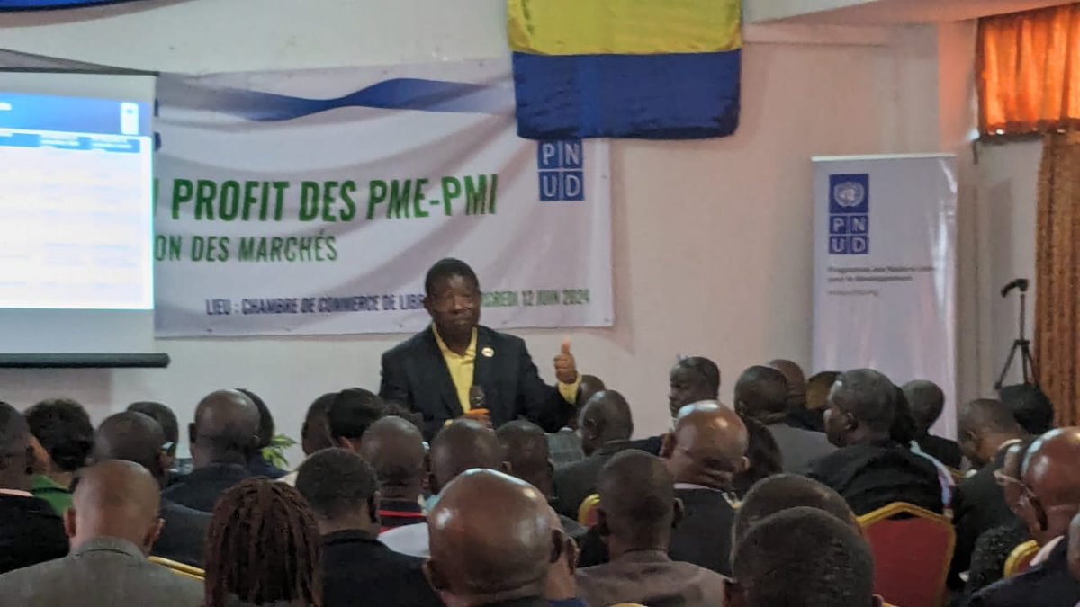 📢Standing Room Only!  350+ 🇬🇦 SMEs + businesses eager to participate in the #PUDCGabon and development works.  Advancing transparency, readiness &amp; capacities: <a href="/undpgabon/">PNUD GABON</a> explains its rules &amp; procedures; responds to questions to maximize inclusion, efficiency and best practices.