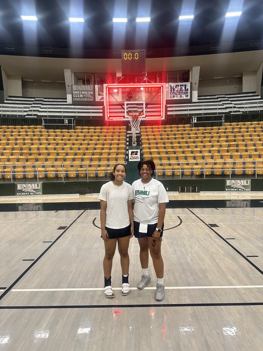 Thank you <a href="/ENMUWBB/">ENMU Women's Basketball</a> <a href="/CoachHuber23/">Blake Huber</a> and coach Moore for a great elite camp and unofficial visit!