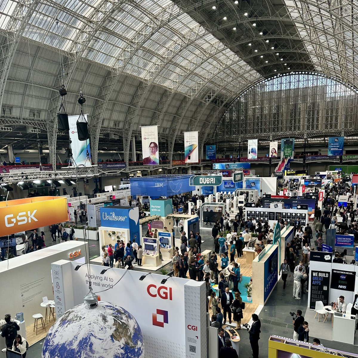 DCMichaelA's tweet photo. It’s been a productive & dynamic visit for @LINKstrategic to #LondonTechWeek!
Members of our UK Branch remain in London for the remainder of #LTW2024, so please let us know if you want to connect!
🇬🇧 #LINKglobal 🇺🇸 https://t.co/qcodSp3mtg