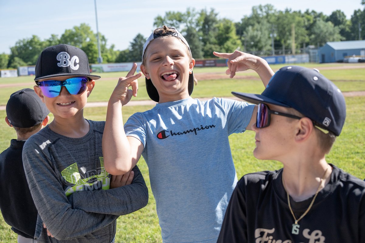 Kellogg_CC's tweet image. Here are some more photos from the #KCCBaseball team's Youth Baseball Camp held at C.O. Brown Stadium in Battle Creek this week! See more in our gallery at facebook.com/media/set/?van…. Go Bruins! @BaseballKellogg @KelloggBruins