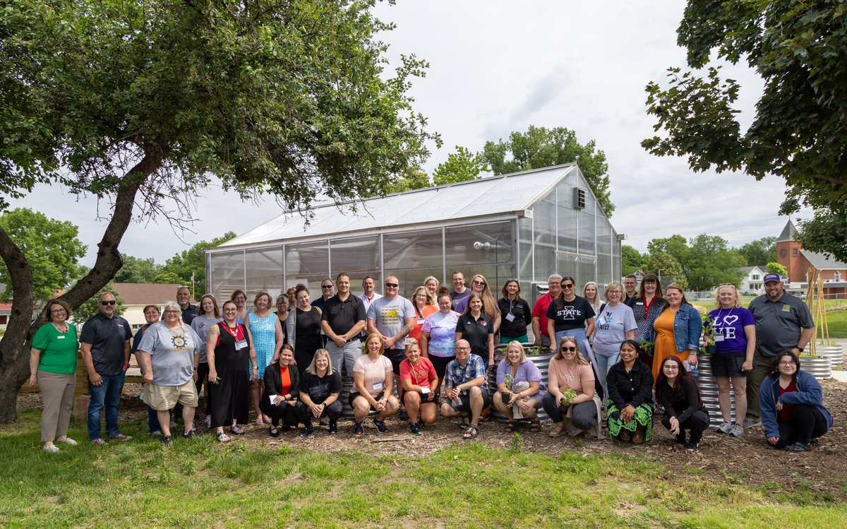 The 2024 BEST STEMposium finished up in Cedar Rapids. STEM teachers had the opportunity to connect with other educators and community partners. Teachers also took part in some hands-on activities and learned how STEM tools and programs are being implemented at Metro High School.