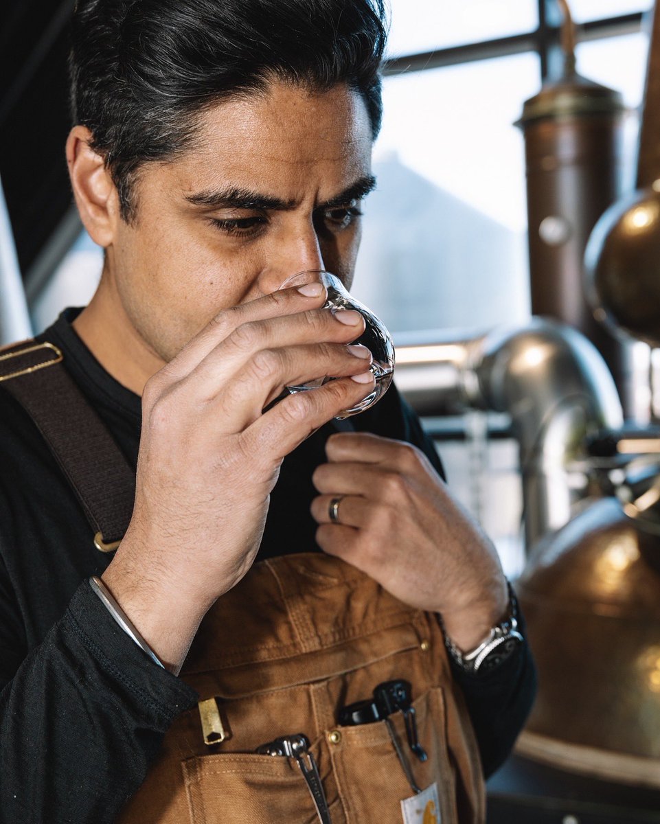 From a spark of passion to a legacy in the making, Anohka Distillery began with a dream to create spirits that honour tradition and embrace innovation. 🍃🥃

Learn more about our story by visiting anohka.ca

#YEG #Whisky #Gin