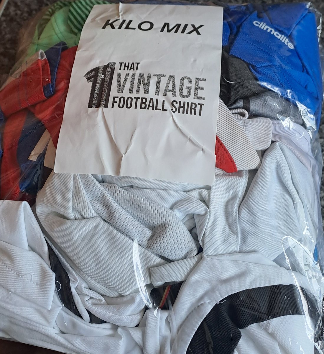 thecultraspod's tweet image. 🚨Competition Time🚨

We've got a bag of vintage shirts to giveaway! We'll be letting one lucky winner choose a shirt from the bag.

To enter:

🤝 follow us
🔄 retweet this tweet

UK mainland only. Enter before 12pm Wednesday 19th June.