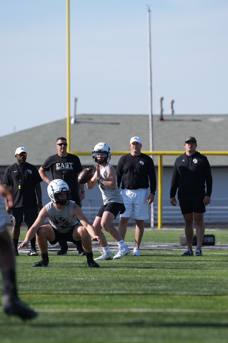 lakota_east's tweet photo. 7v7 time! Huge thanks to @_AHS_Football  for coming out and putting in the work. We have an athletic and coachable group here with a line made of grown men. We see some excessive “blocking penalties” in our future! 

Amazing imagery provided by…

https://t.co/6XKxXydzid https://t.co/KqmHvk6H5u