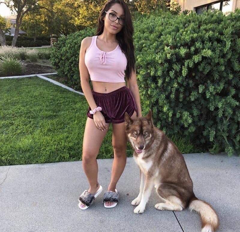 First post on here🙈🙈Feeling shy might delete later 😊🥰