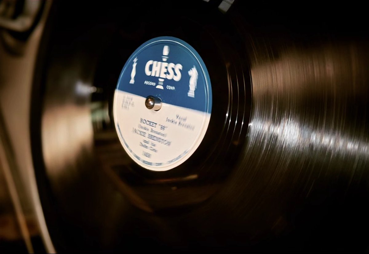 YosukeFunabashi's tweet photo. Rocket 88!

#jackiebrenston 
#iketurner 
#memphisrecordingservice 
#chess 
#78rpm https://t.co/mDTOFVCiNw