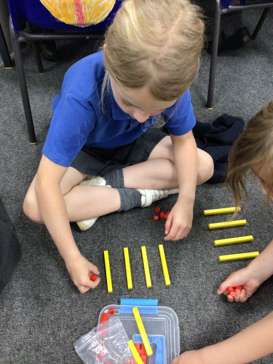 CaythorpeSchool's tweet image. Year 1 have been using lots of #practicalresources in #maths recently to help them with their understanding of #placevalue in numbers to 100 @CITacademies @WhiteRoseEd