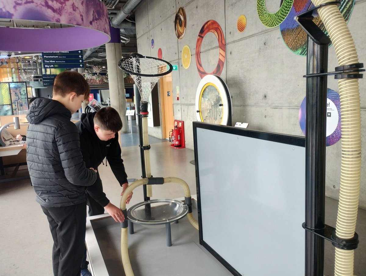 PhysicsSchs's tweet photo. S3 Physics enjoying a day of Science and Space at the Glasgow Science centre. #learninglab #scotlandinspace #futureastronauts https://t.co/yvhGtPR5u6