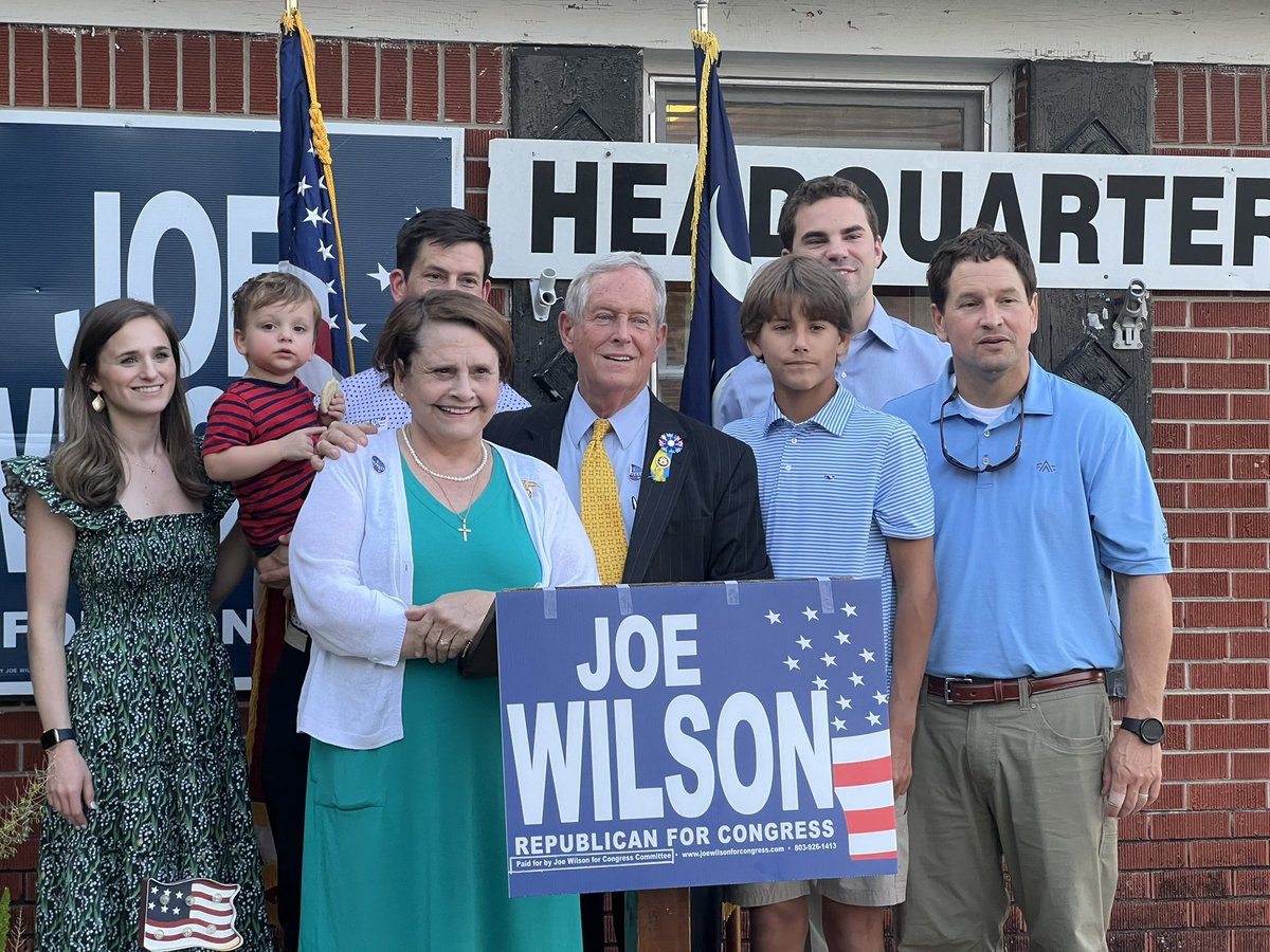 Joe Wilson for Congress (@teamjoewilson) on Twitter photo Roxanne and I are grateful for the overwhelming support for my continuing service in Congress. I look forward to unifying Republicans, Democrats, and Independents this November in supporting Donald Trump to create jobs, restore peace through strength, and secure America’s borders Roxanne and I are grateful for the overwhelming support for my continuing service in Congress. I look forward to unifying Republicans, Democrats, and Independents this November in supporting Donald Trump to create jobs, restore peace through strength, and secure America’s borders