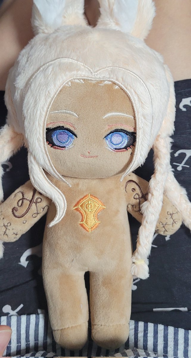 hati_dp's tweet photo. I always get excited when I see a real doll. I will fix doll myself and send  to customer. I can also sew, so I fix some of the dolls that I can't do in part the factory https://t.co/f0X09vRN6U