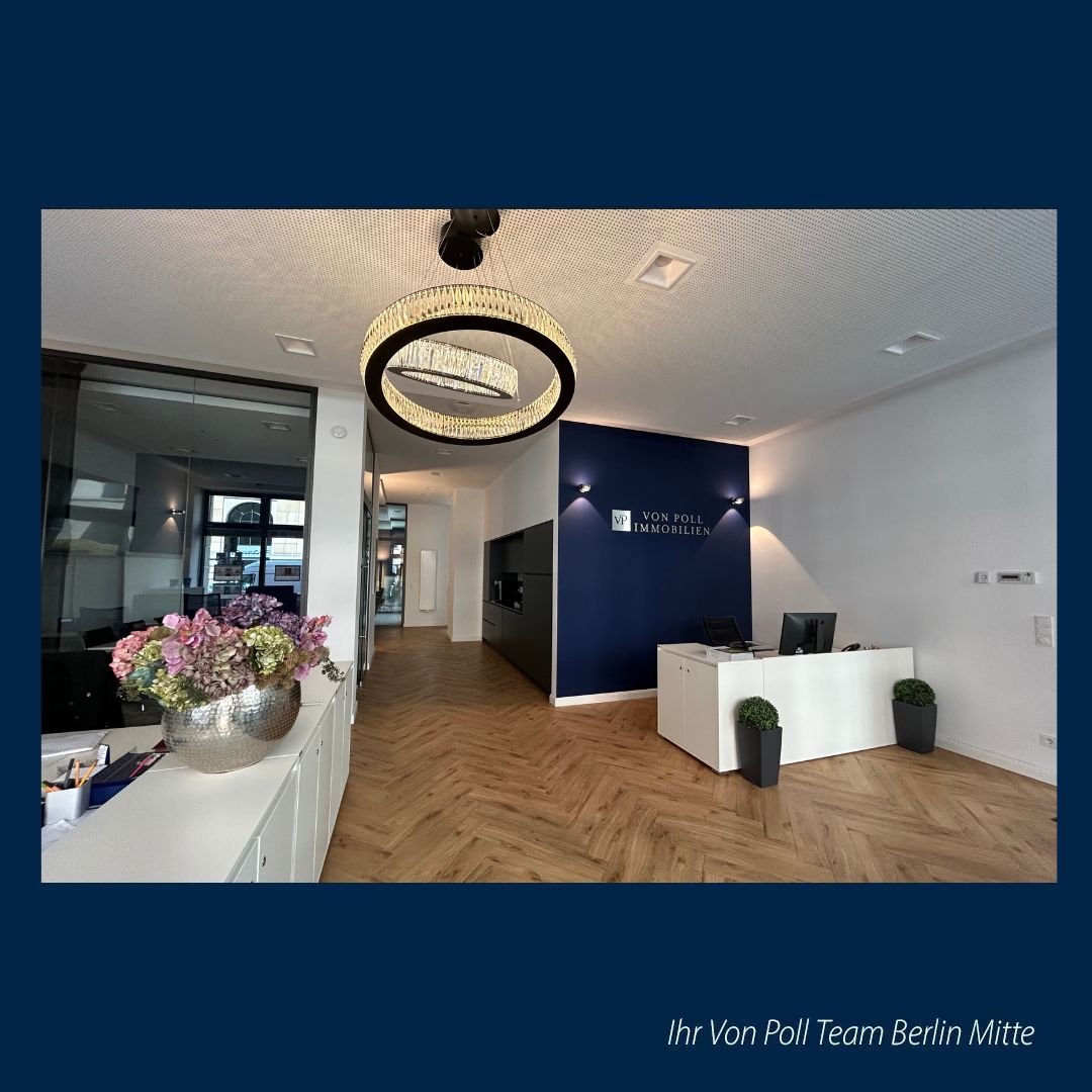 VonPollMitte's tweet photo. Wir laden Sie herzlich ein, uns in unserem Büro in der Französischen Straße 14 - nur wenige Schritte von der Friedrichstraße entfernt - zu besuchen und gemeinsam eine Tasse Kaffee zu genießen. Wir freuen uns sehr auf Ihren Besuch!

#office #vonpoll #berlin #mitte #realestate https://t.co/JzGyZj35aE