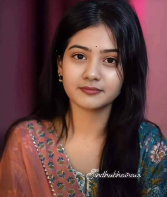 என்னை அழகாக்க
உன் நினைவு வேண்டும்.
என் வாழ்க்கையை அழகாக்க
நீ வேண்டும்...❤️❤️❤️