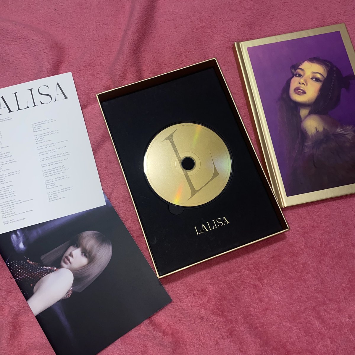 cloud9jenlisa's tweet photo. wts lfb ph blackpink album

the album - ₱300/each | ₱1k set
(complete set but no pcs, onhand, mint)
ktl - ₱200/each | ₱350 set
(no pcs)
lalisa - ₱200
lisa 0327 photo album - ₱350

- payo
- payment + sf

blackpink jennie rosé lisa jisoo bp album https://t.co/q1kmzgkORX