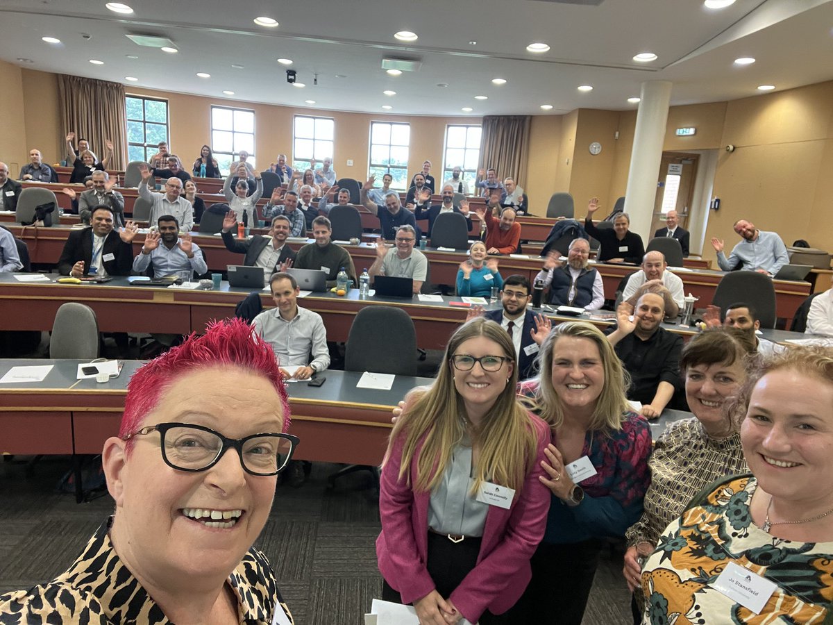 Dr_Black's tweet photo. Really enjoyed recording a live episode of our @TransFIReHub #podcast #TheEquityEdge for #INWED day at our #Transfire celebration this afternoon 💚🙌🏽🥳 https://t.co/Te4yulCEPK