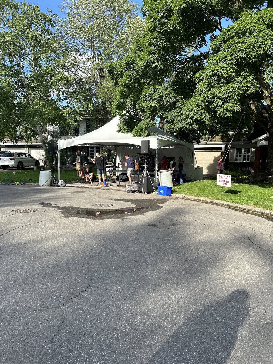 <a href="/DufFest_/">DufFest</a> raised $1926.58 for <a href="/GEFC_/">Gloucester Food Cpb</a> this past weekend. Thanks to all for coming out and enjoying eachother’s company for a great cause!