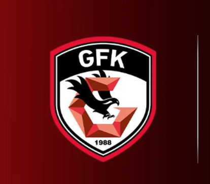 dogus_gazetesi's tweet photo. Gaziantep FK forma sponsoru belli oldu https://t.co/WgcIJSAAw4 @gazianteptb #takım #forma #sponsoru https://t.co/kZzT2xPH74