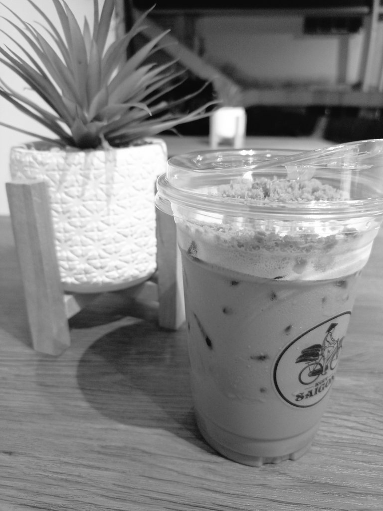 amarylisrose's tweet photo. kopi dulu baru kamu ❤

#KDBK https://t.co/Eqtu12qWv0
