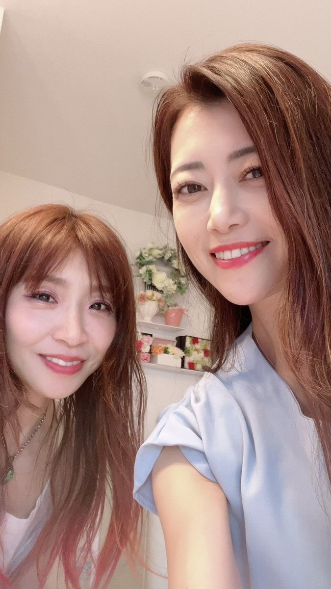 倖田李梨さんと^_^

FANZAオークションに、李梨さんも出品してるよ♡
➡︎https://t.co/MHncbSB0hh https://t.co/zndh5QgwRH