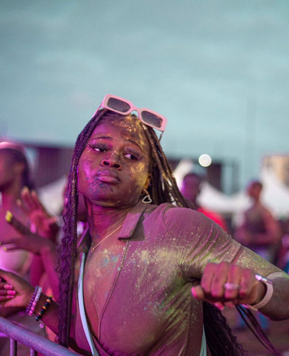 offei_yaa's tweet photo. This is how we party!! #calabashcolorfestival #colors https://t.co/FeuClnaqVl
