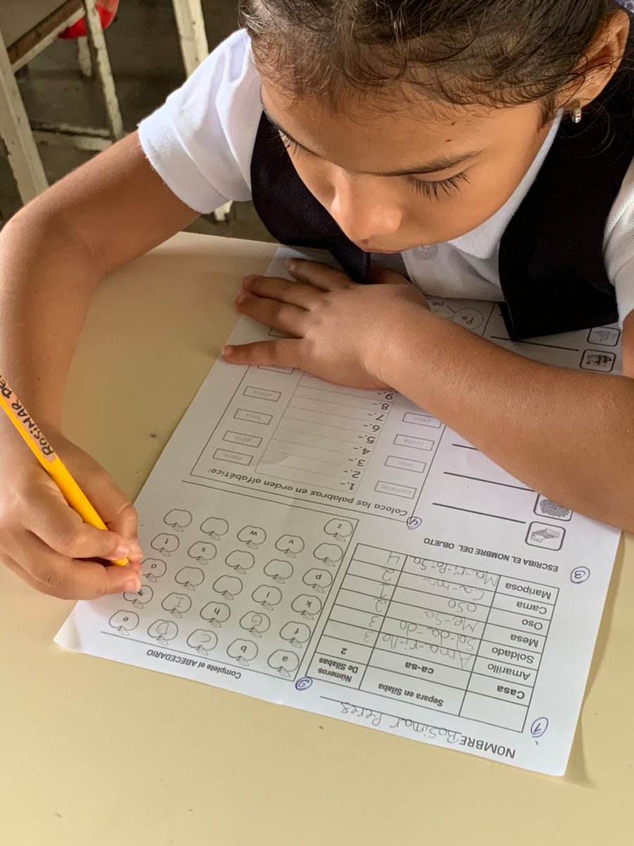 CdceSarare's tweet photo. #12Jun En nuestras instituciones educativas se generan procesos de aprendizaje abierto, libre y multidimensional, enmarcado en un proceso de reflexión, de pensar y de sentir #SimonPlanas
#CreemosEnNuestraGente
@MPPEDUCACION
@_LaAvanzadora
@cdcelara
@EleamerAbdala https://t.co/Af4qabaBoN