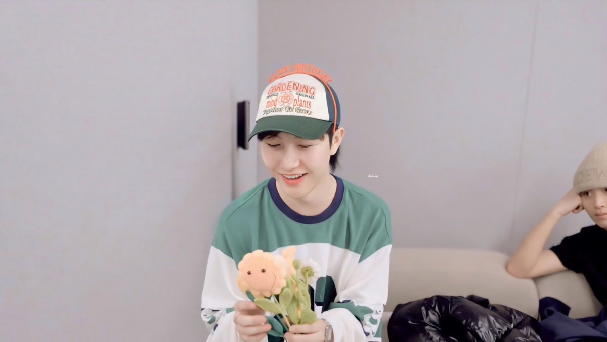 💐 𓂃꙳ ⋆생일축하해요 ~ 🎂 · ˚ ༘