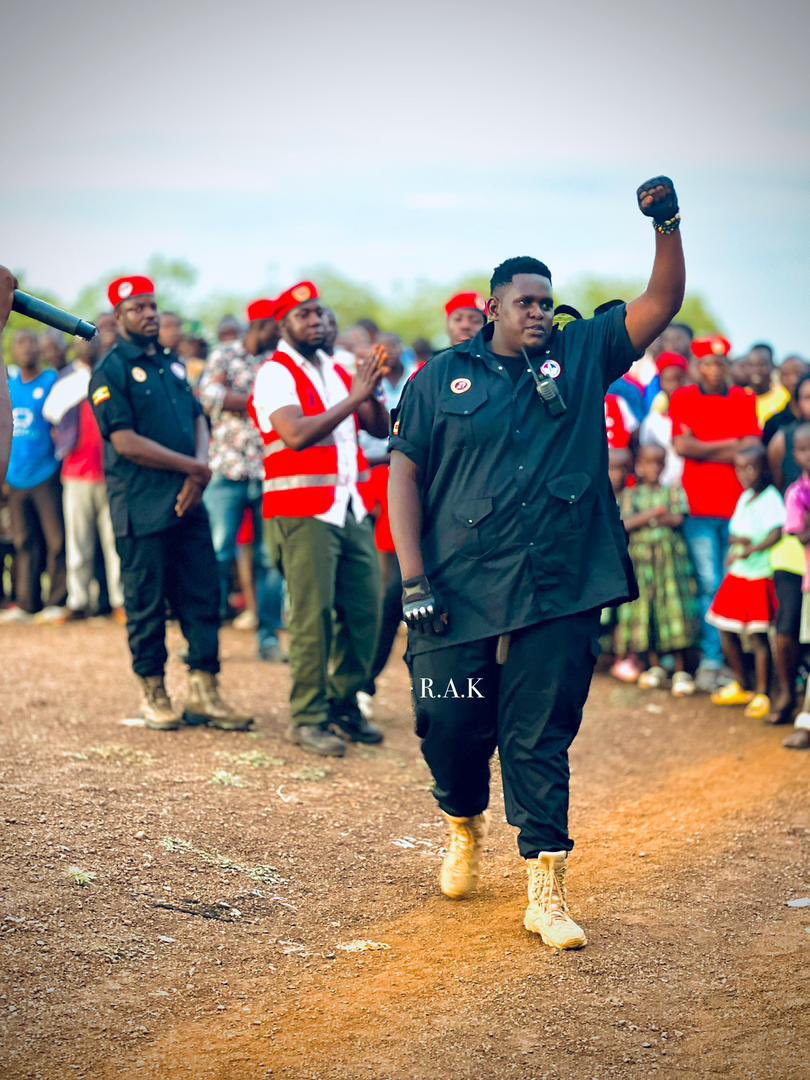 Bobi_Giant's tweet image. I officially become active on this platform starting today! Ladies and gentlemen, it’s me your @Bobi_Giant ! Lets connect ✊🏽