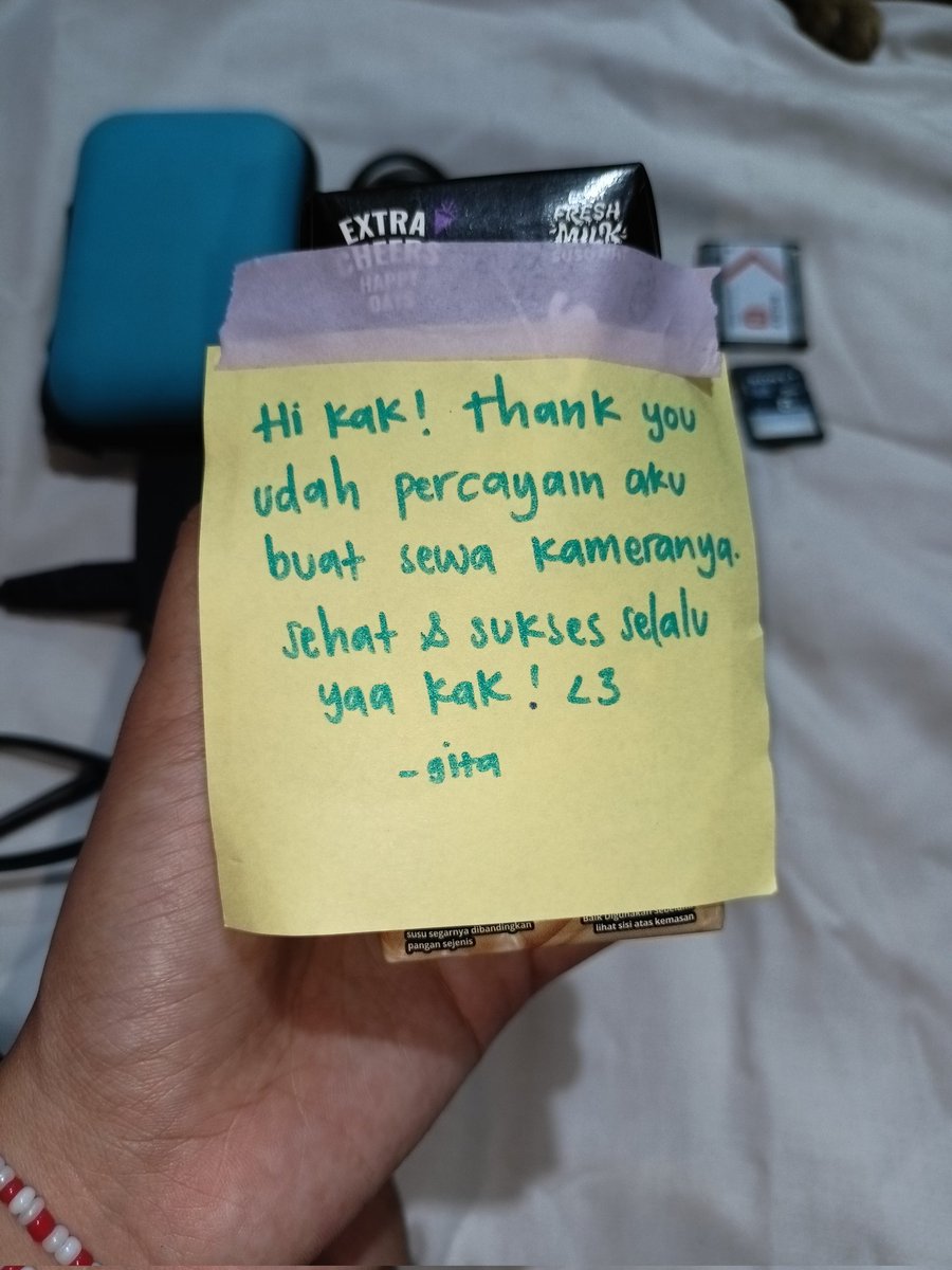 JuneBlue22's tweet photo. Aaa seneng bangett, terima kasih kembali kak🙌 https://t.co/GILFUKjiLw