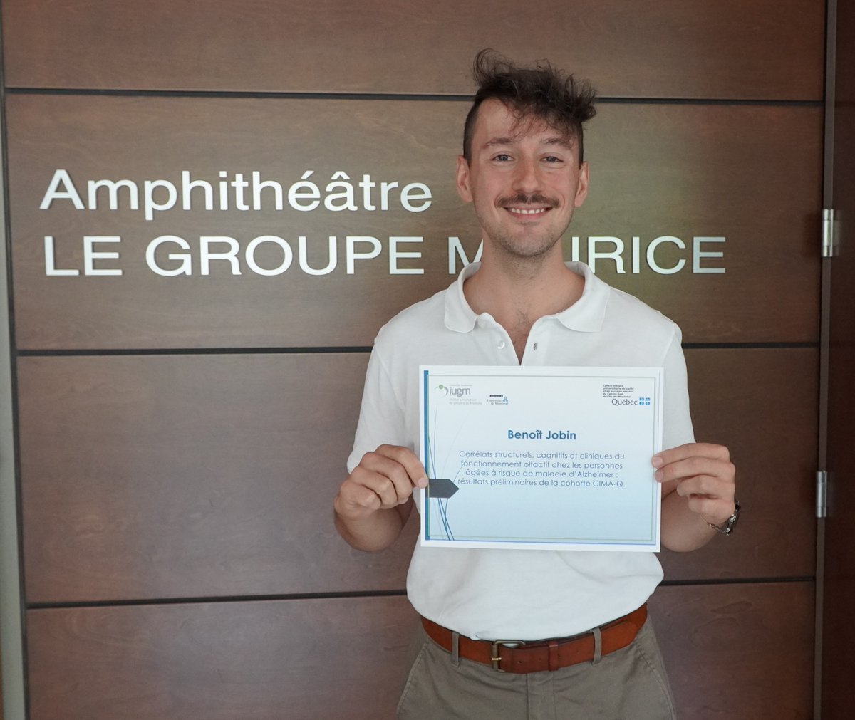 Benjamin Boller (@boller_ben) on Twitter photo 👏 Bravo <a href="/benoit_jobin/">Benoît Jobin</a> pour son prix de la meilleure communication affichée sur l'#olfaction et la maladie d'#Alzheimer de la cohorte #CIMAQ aux journées de la Société de neuropsychologie de langue française et du <a href="/criugm/">CRIUGM</a>. @uqtr <a href="/Rvieillissement/">Réseau québécois de recherche Vieillissement RQRV</a> 👏 Bravo <a href="/benoit_jobin/">Benoît Jobin</a> pour son prix de la meilleure communication affichée sur l'#olfaction et la maladie d'#Alzheimer de la cohorte #CIMAQ aux journées de la Société de neuropsychologie de langue française et du <a href="/criugm/">CRIUGM</a>. @uqtr <a href="/Rvieillissement/">Réseau québécois de recherche Vieillissement RQRV</a>