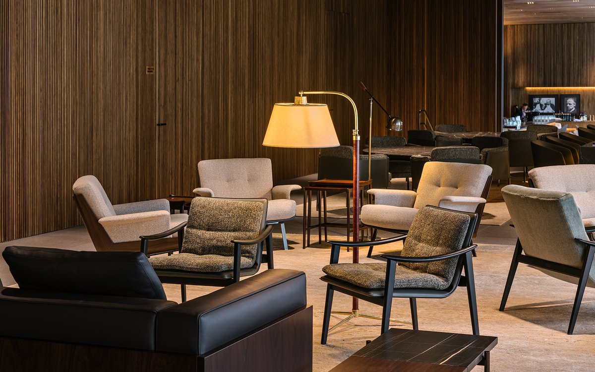 Minottilondon's tweet photo. The exceptional charm of the Fasano Itaim Hotel in São Paulo emerges in its settings designed to convey warm hospitality, inspired by modernist design and enriched by our furnishing pieces.

Architects: Marcio Kogan, Diana Radomysler
Co-Architects: Luciana Antunes https://t.co/28eGemi6F6