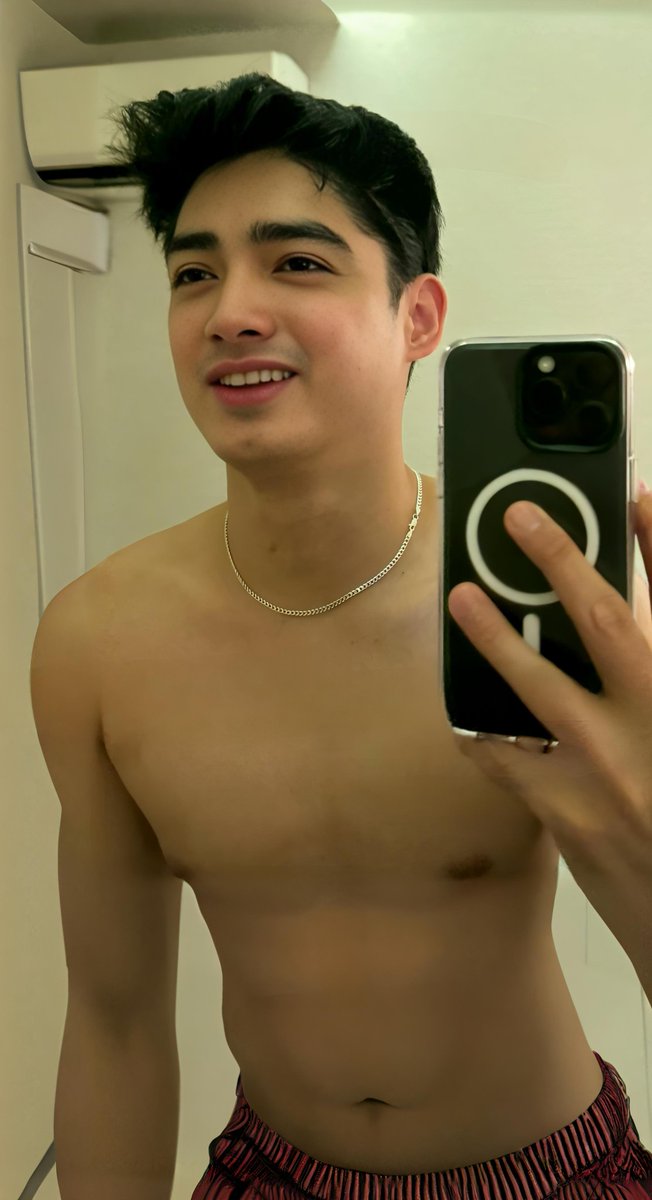 King30kong88's tweet photo. Baby Patrick
#aionly https://t.co/9hinSotZwt