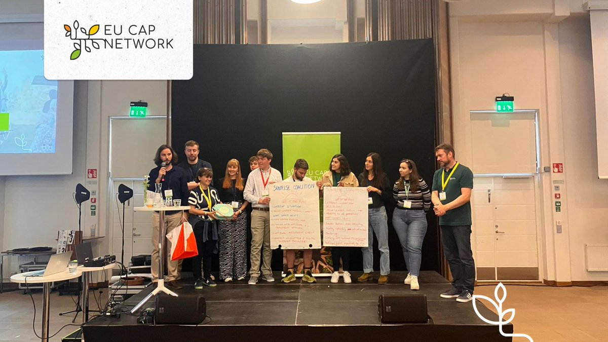 eucapnetwork's tweet photo. Young participants are now pitching their ideas for a young #LEADER community - the best ideas will be considered in our future work and collaboration 🤝

Congratulations to all the groups for their engagement! 🤝

🔗 https://t.co/HbM0x6Sm5X

#YoungLEADERForum https://t.co/funfWUFME8