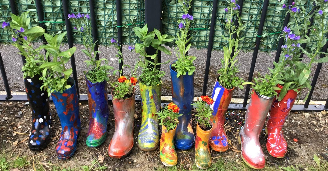 Rayleigh have decorated some wellies for their Horticulture project which look fantastic!
