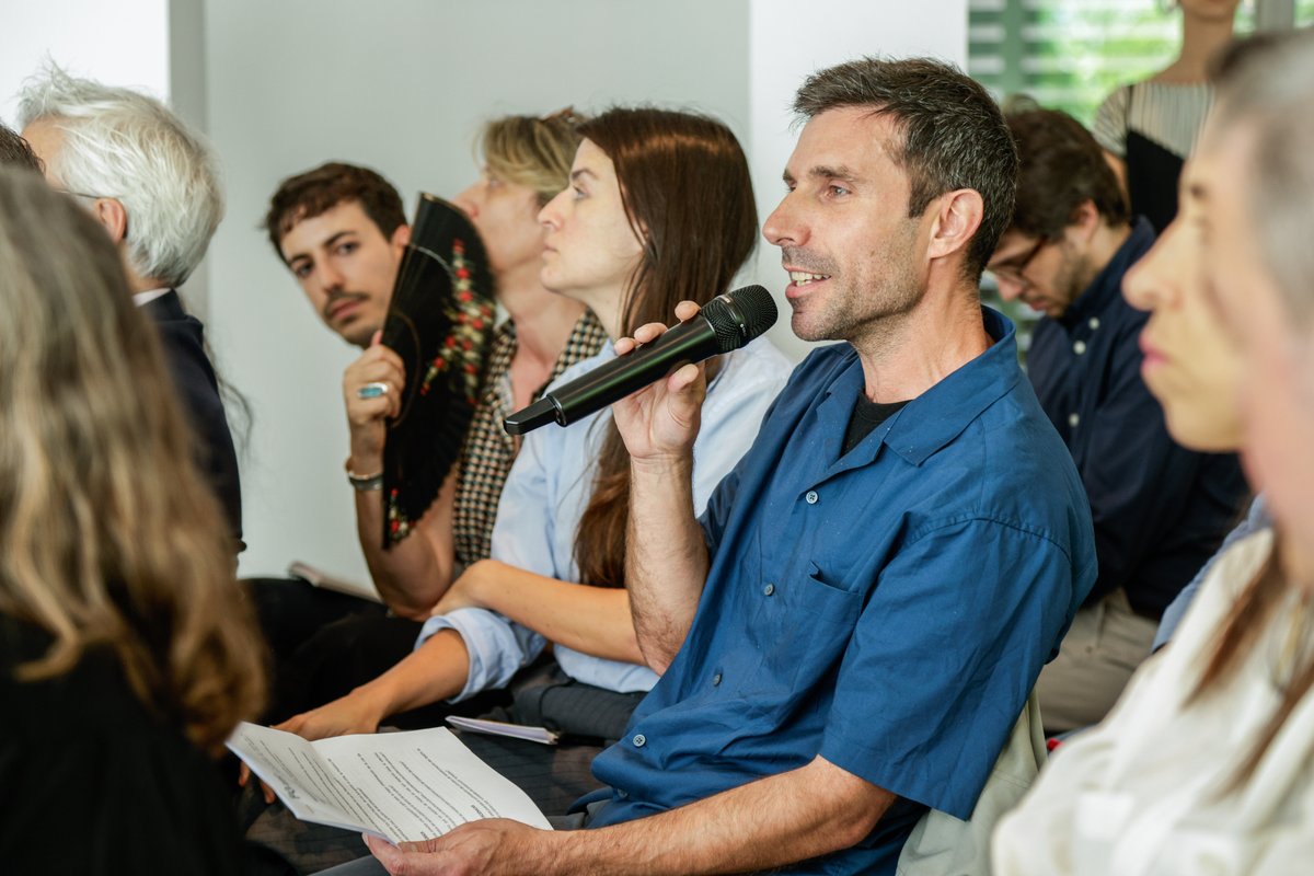 <a href="/MuseoThyssen/">Museo Thyssen</a> <a href="/JordiMartiGrau/">Jordi Martí Grau</a> <a href="/culturagob/">Ministerio de Cultura</a> <a href="/pgabeiras/">Patricia Gabeiras</a> <a href="/ejgabeiras/">Gabeiras</a> Especial agradecimiento <a href="/CristinaAndreuC/">Cristina Andreu</a> (<a href="/CIMAcineastas/">CIMA - Asociación de Mujeres Cineastas</a>), Fietta Jarque (<a href="/IAC_asociacion/">IAC</a>), Guillem Arnedo (<a href="/UnionMusicosPro/">Unión de Músicos</a>), <a href="/JCimarro/">Jesús Cimarro</a> (<a href="/faetedaorg/">FAETEDA</a>), Esther San Vicente (Museo al Fresco), <a href="/carlotadelamo/">Carlota del Amo</a> (<a href="/penguinlibros/">Penguin España 🐧📚</a>), Antonio Fernández (<a href="/adepi_es/">Adepi</a>) y <a href="/marrojo/">Mar Rojo</a> (<a href="/AsociacionMim/">ASOCIACIÓN MIM</a>)