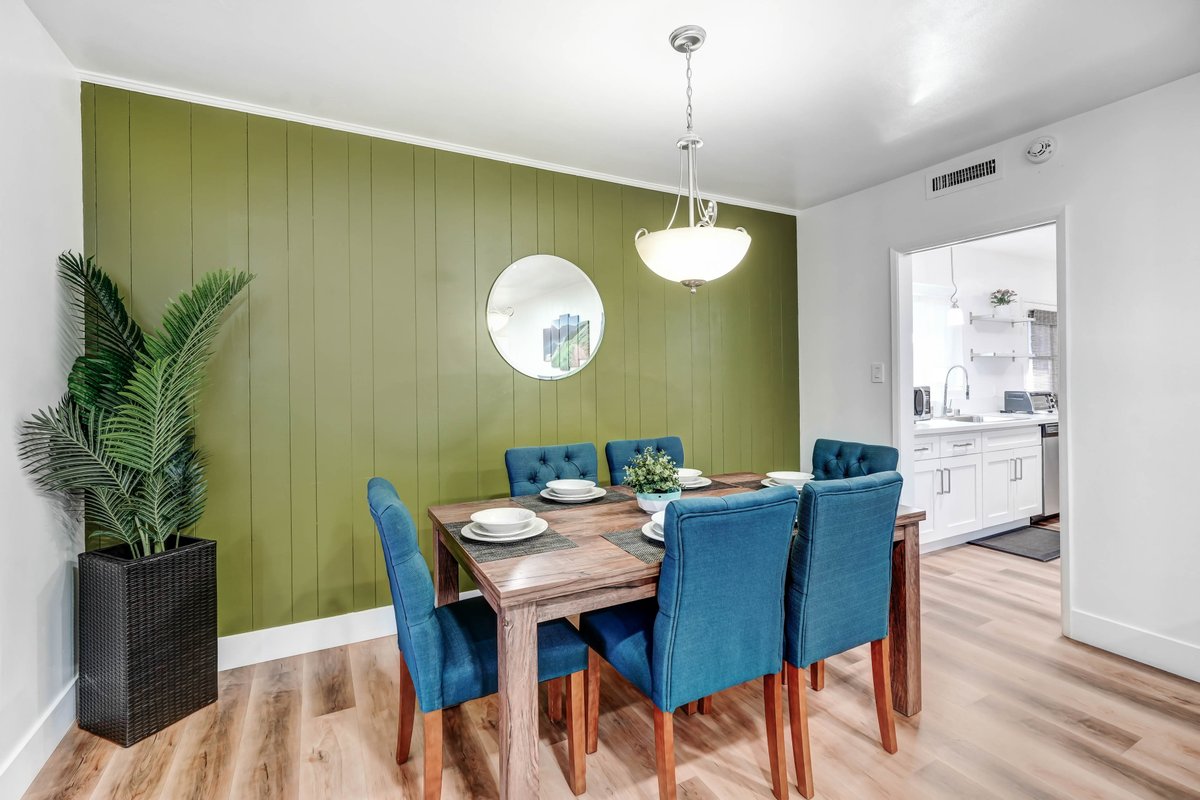 XMG_CA's tweet image. 💬 Clear and transparent communication keeps you informed about your property's status and performance. #TransparentManagement #LandlordUpdates

Ontario CA