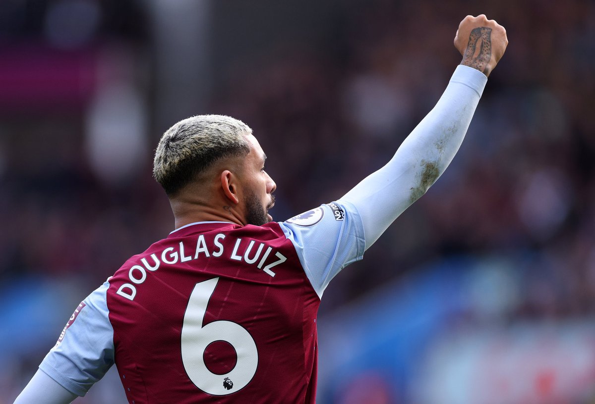 AVFCStatto's tweet photo. Douglas Luiz is on the verge of leaving Aston Villa.....

The Brazilian has scored 20 Premier League goals for the Villans with some absolute worldies included. 

A thread of all his goals 🧵 #avfc https://t.co/MzR2t5vA65