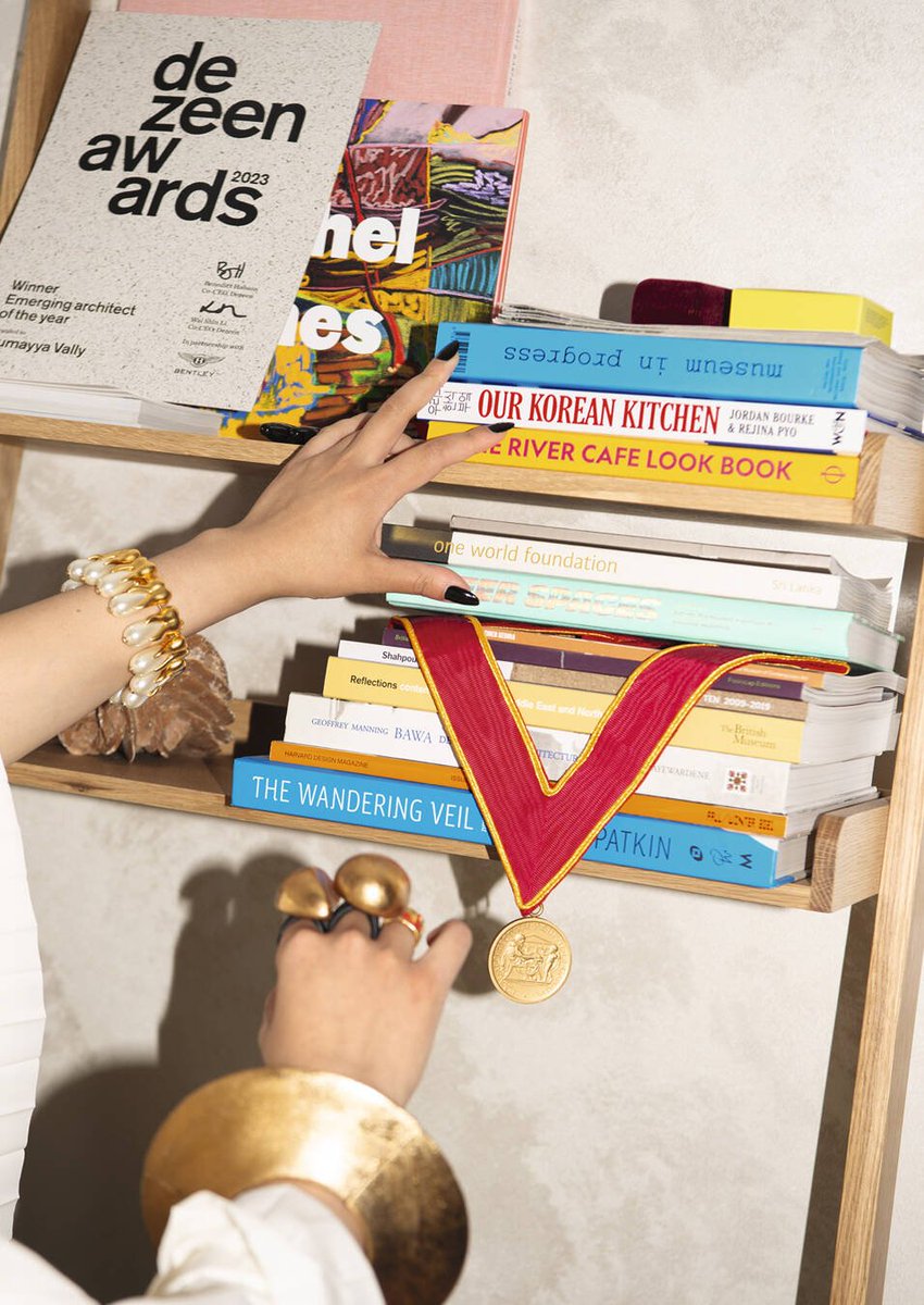 Counterspace (@_counterspace) on Twitter photo Sumayya Vally with some of her most prized possessions in her London home, shot by Anna Stokland for issue 59 of <a href="/10magazine_/">10 Magazine</a>
Read the story: 10magazine.com/inside-ten-sum… Sumayya Vally with some of her most prized possessions in her London home, shot by Anna Stokland for issue 59 of <a href="/10magazine_/">10 Magazine</a>
Read the story: 10magazine.com/inside-ten-sum…