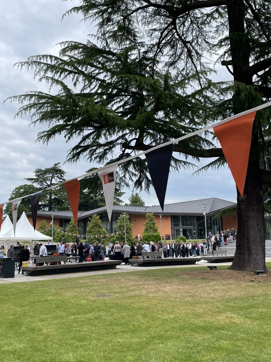 ProfJSanders's tweet photo. Joyous to come together as the @RoyalHolloway community on our Egham campus today. Thanks to everyone who engaged with the open meeting topics, & shared thoughts & good company in Founders Square over the brilliant lunch provided by our catering team #RHTogether 1/2 https://t.co/zp5DmNzZDS