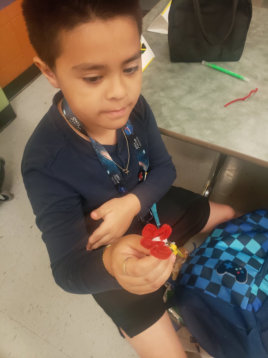 Amanda Smith (@agteach05) on Twitter photo The students had a blast this morning at Camp Jones creating flowers and bunnies! What a way to start our Wednesday! #ChooseYourDestination #CampJones <a href="/AldineES_Summer/">Aldine ISD Elementary Summer Camp</a> <a href="/Freeman_Math/">Jovan Freeman</a> <a href="/mrskegler/">Tangela Kegler M.Ed.</a> The students had a blast this morning at Camp Jones creating flowers and bunnies! What a way to start our Wednesday! #ChooseYourDestination #CampJones <a href="/AldineES_Summer/">Aldine ISD Elementary Summer Camp</a> <a href="/Freeman_Math/">Jovan Freeman</a> <a href="/mrskegler/">Tangela Kegler M.Ed.</a>
