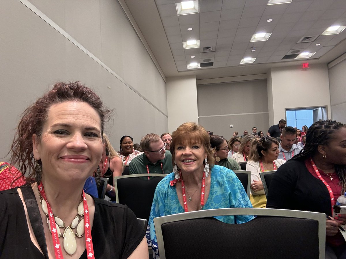 Liz Pena tweet media