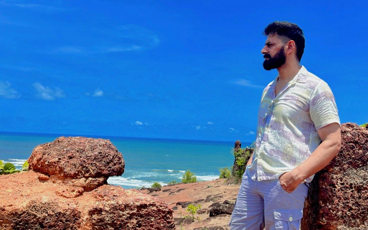 CineLalit's tweet photo. Chapora fort, Anjuna, Goa
#dilchahtahai ❤️ https://t.co/Xx5DlFx8Kb