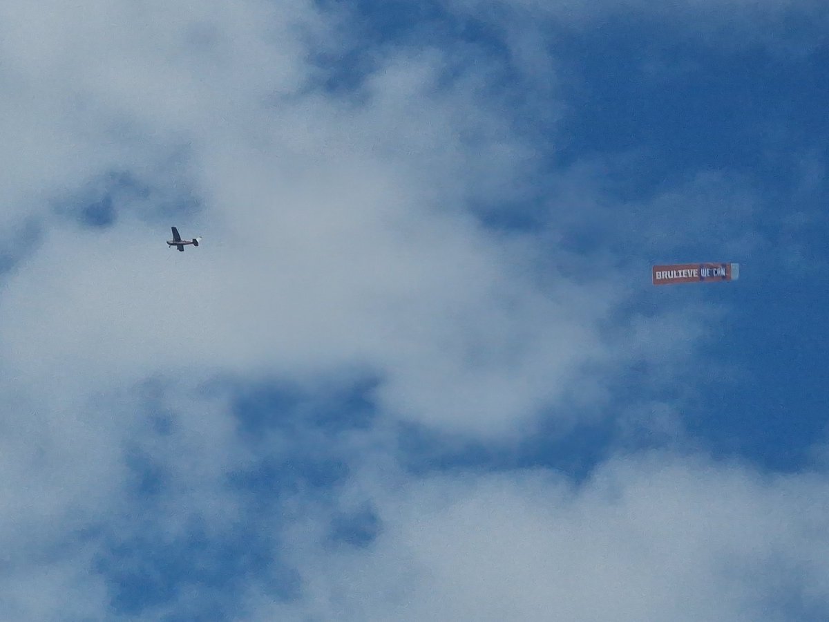 lynne160583's tweet photo. Seen this flying around Cambuslang and Rutherglen while in the school run #irnbru #clyde1 #tartanarmy #Scotland #euro24 https://t.co/eZtnYwbhXK