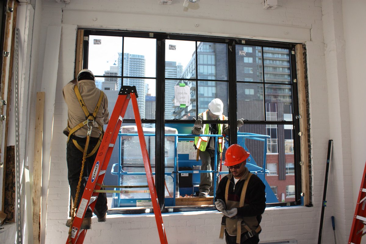 InlineFiberglas's tweet photo. Crafting windows that seamlessly blend with your dreamscape. Let your imagination frame the view. https://t.co/cnmgeNes9F