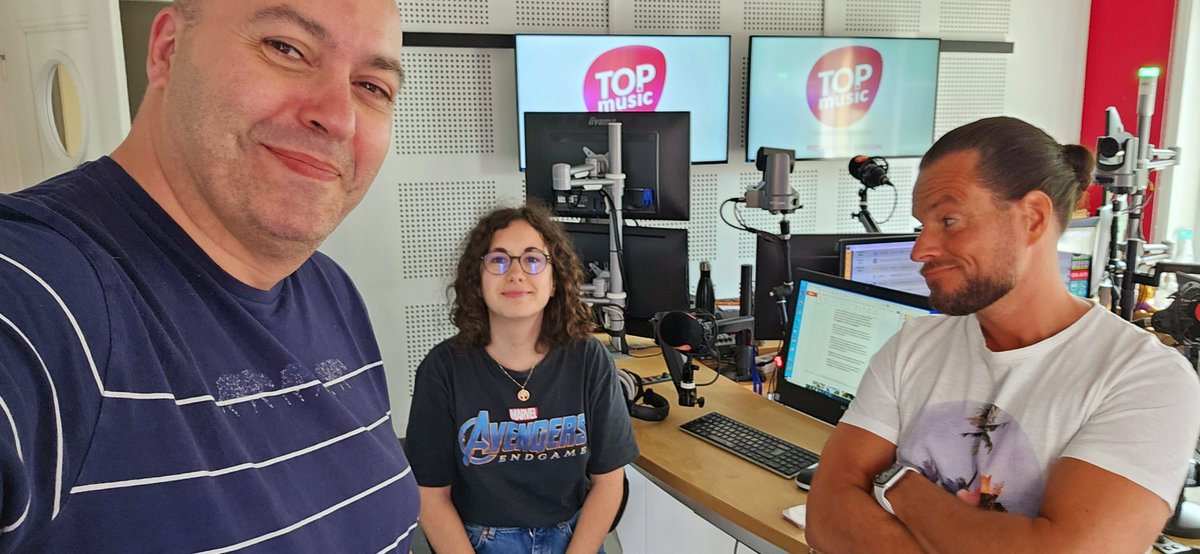 Coucou c'est Manu Damien et Julia 😃