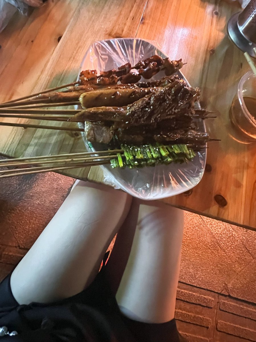 一人安安静静吃独食的快乐谁懂？ https://t.co/CljC8kIVnU