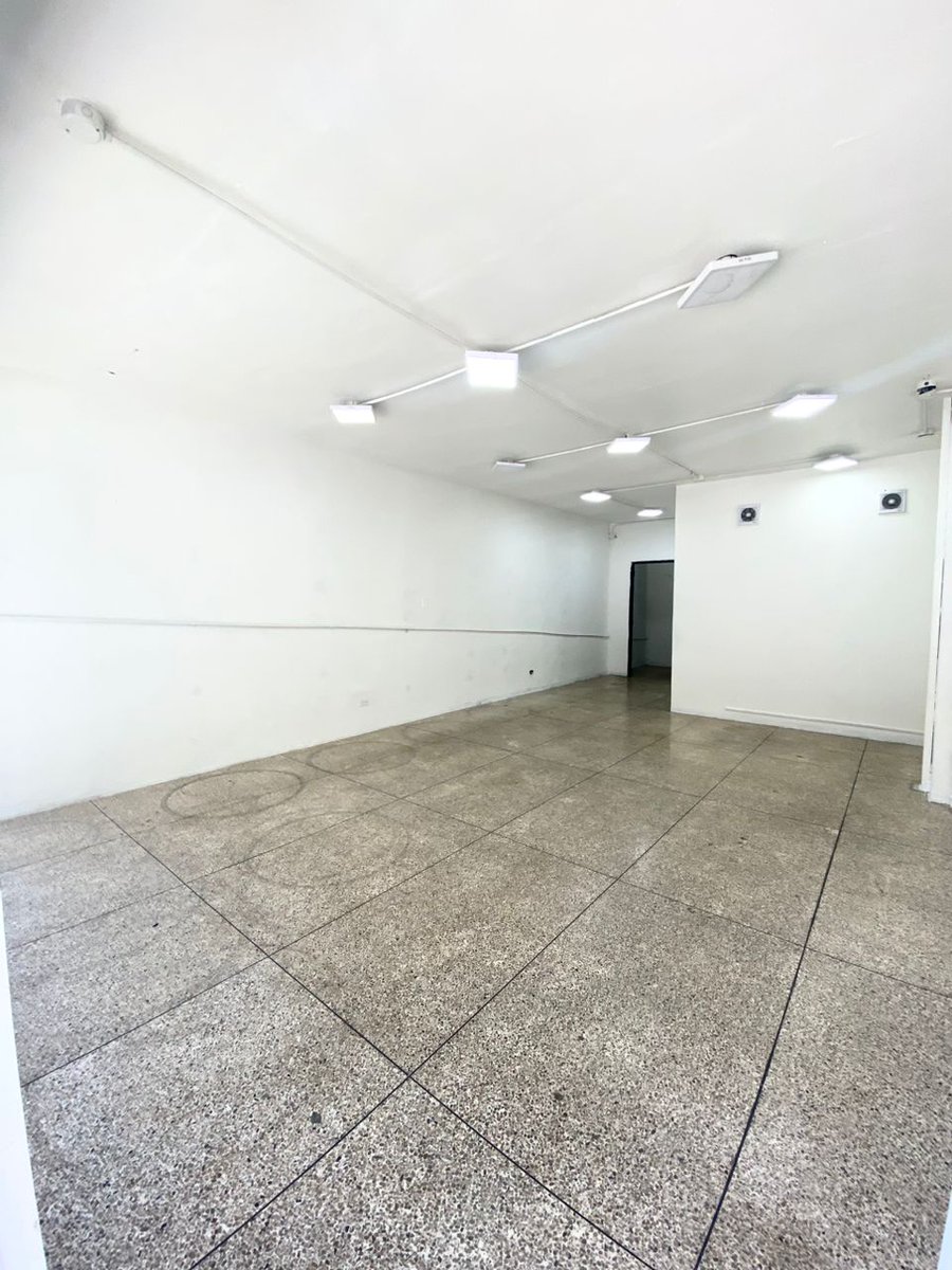 Carlit0sRealtor's tweet photo. Los detalles a continuación

- 2 Lineas CANTV
- Doble Santamaría
- Instalación para cámaras de seguridad

¡Vamos a visitarlo! 📲🔑

#caracas #localenalquiler #alquiler #chacao #localcomercialenchacao #alquilerdelocal #alquilerdelocalchacao #locales #bienesraices #carlitosrealtor https://t.co/Zt3fQZGCZ4