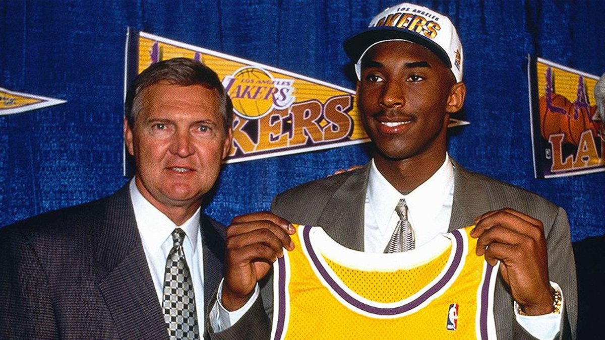 ESPNLosAngeles's tweet photo. "He's the man that believed in me from the beginning. The conversation that I had with him sitting in the Forum locker room and just being in awe of sitting in Magic [Johnson]'s locker and sitting next to Jerry West talking about basketball. That's before anybody knew anything. That was special." 

- Kobe on Jerry West